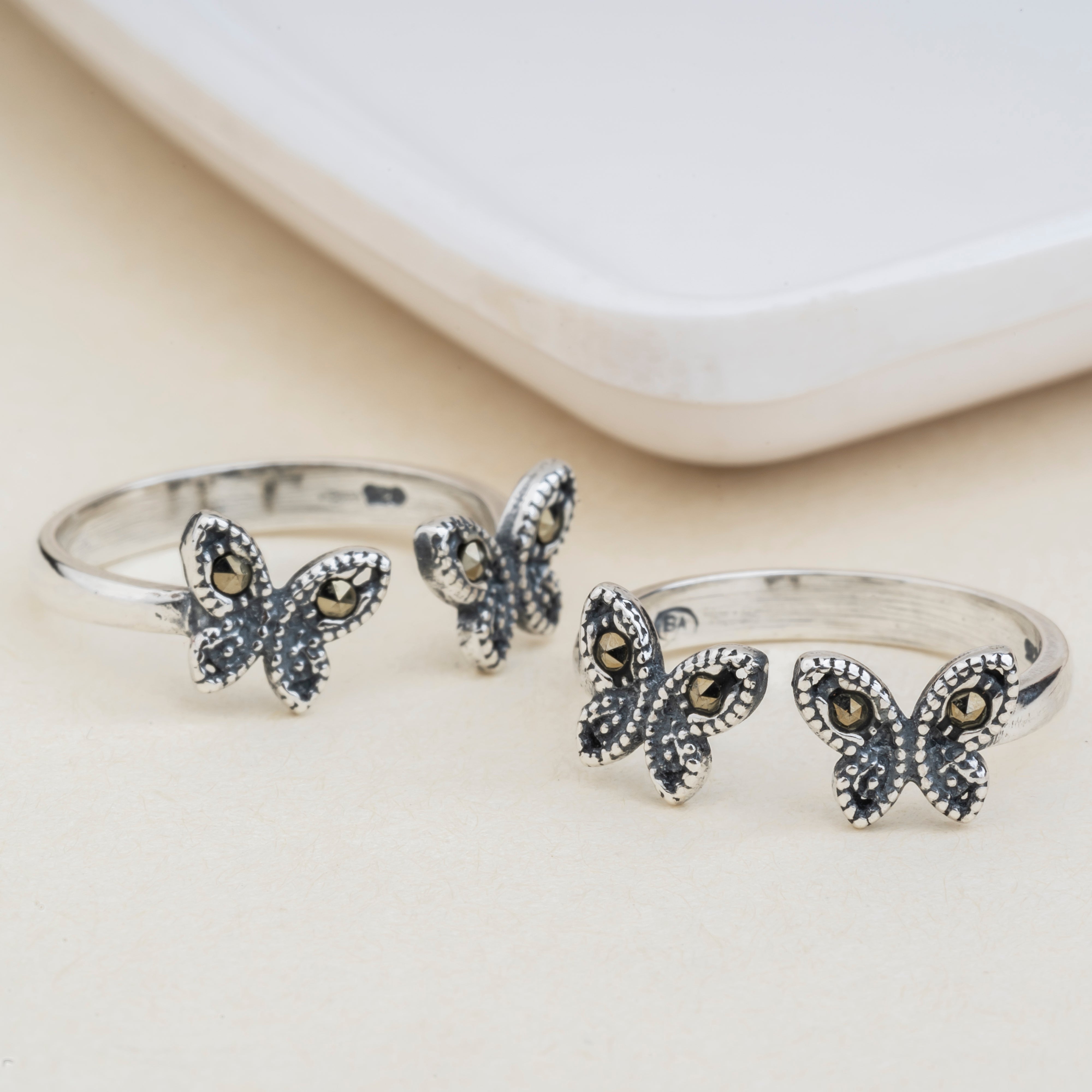 Butterfly Design Earrings Silver Butterfly Earrings Dangle - Etsy | Silver  butterfly earrings, Earrings, White howlite jewelry